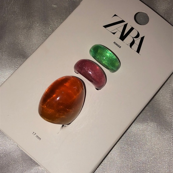 Zara 3PC Chunky Acrylic Ring Set Green, Purple & Amber 2 Size 5.5 1 Size 7 NWT - Picture 8 of 15
